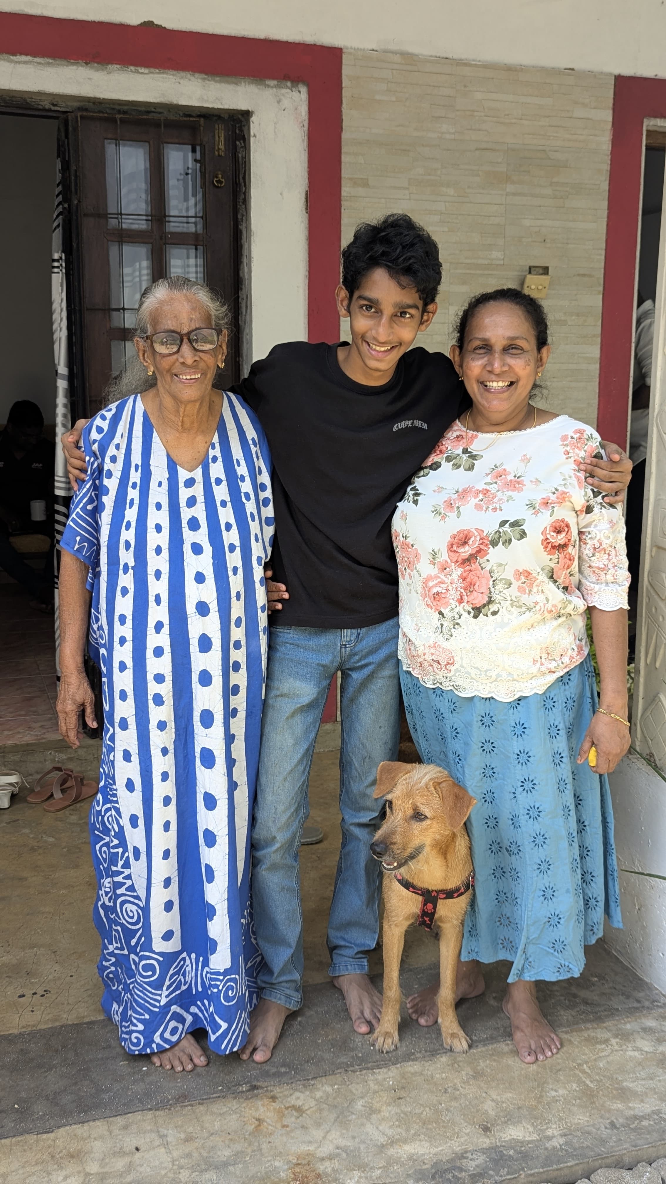 Lakindu Lorensuhewa family gathering photo Sri Lanka